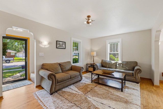406 North Street, Beaver Dam, WI 53916