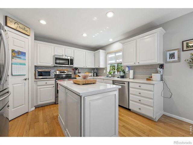 3933 Sunstone Way, Fort Collins, CO 80525