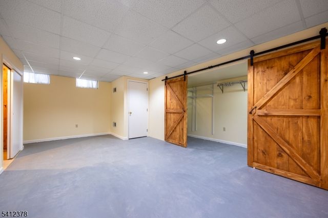 7 Lake Ct, Raritan Twp., NJ 08822