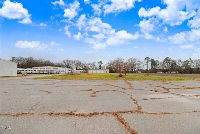 409 Nc 111, Goldsboro, NC 27534