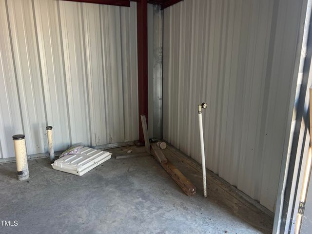 409 Nc 111, Goldsboro, NC 27534