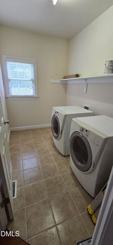 905 Babbling Creek Lane, Fuquay Varina, NC 27526