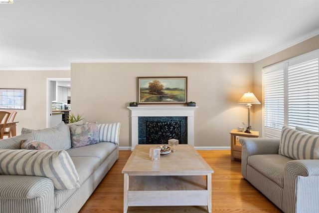 17032 Via Corona, San Lorenzo, CA 94580