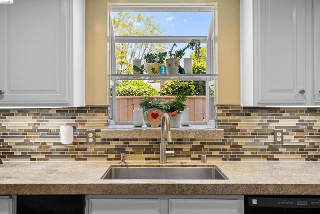17032 Via Corona, San Lorenzo, CA 94580