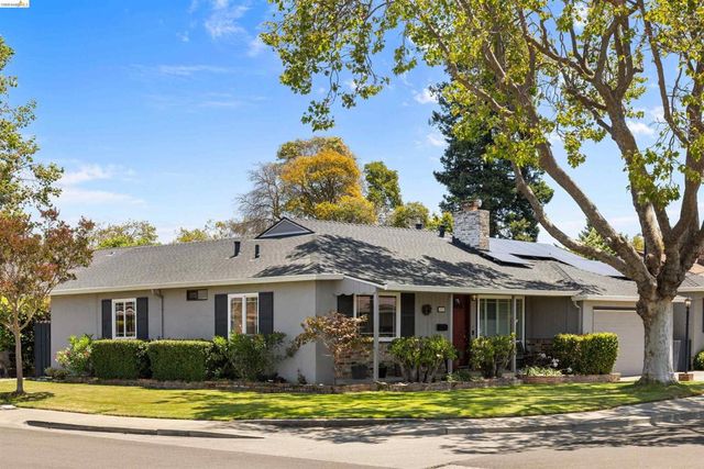 17032 Via Corona, San Lorenzo, CA 94580