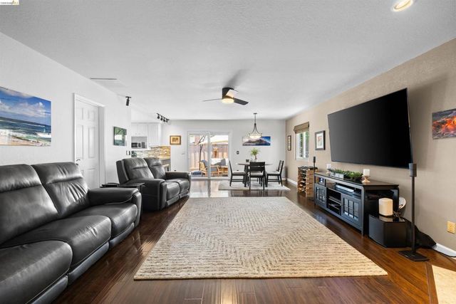 17032 Via Corona, San Lorenzo, CA 94580