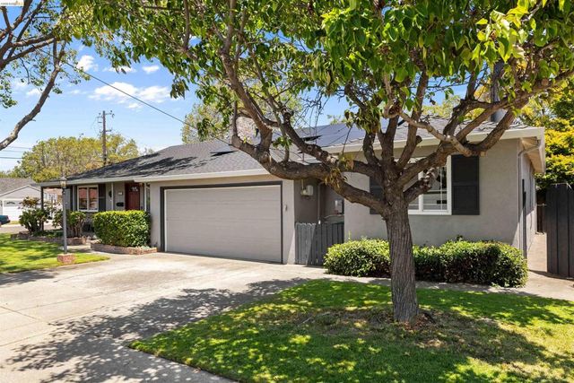 17032 Via Corona, San Lorenzo, CA 94580