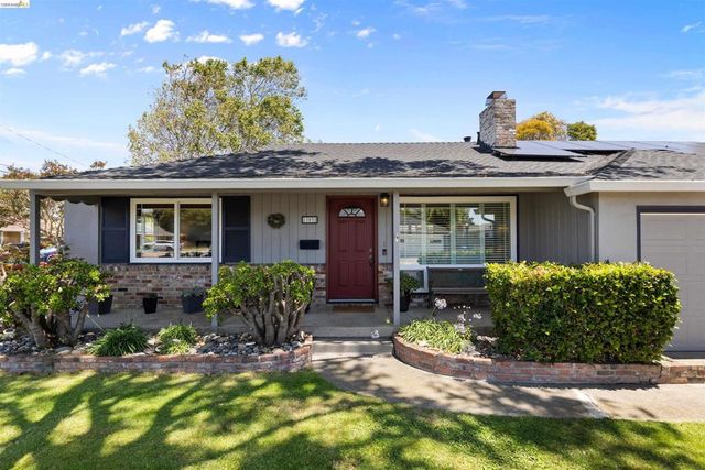 17032 Via Corona, San Lorenzo, CA 94580