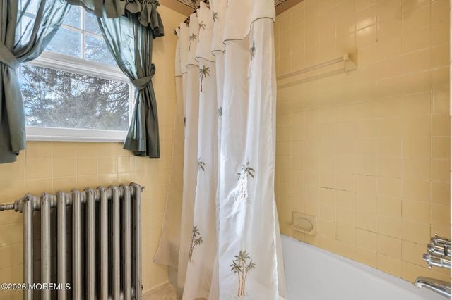 501 Cable Avenue, Beachwood, NJ 08722