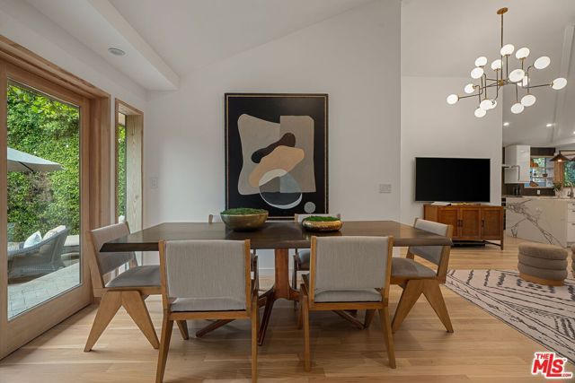 3775 Maplewood Avenue, Los Angeles, CA 90066