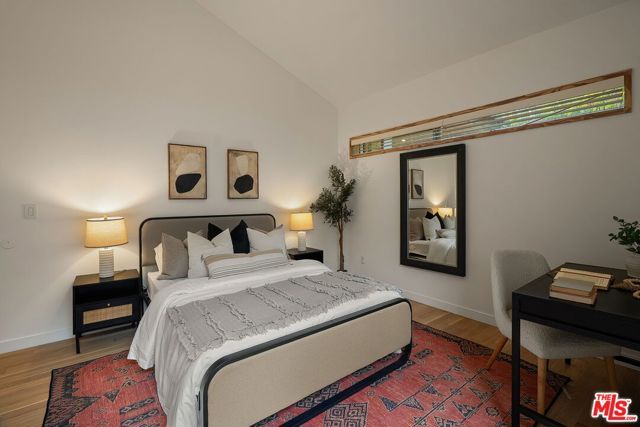 3775 Maplewood Avenue, Los Angeles, CA 90066