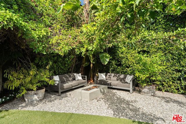 3775 Maplewood Avenue, Los Angeles, CA 90066