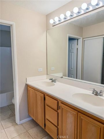 25176 Crest Haven 2, Murrieta, CA 92562