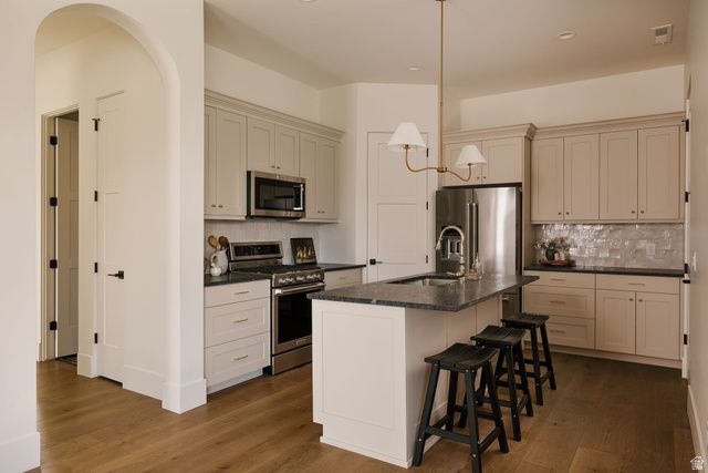 2281 S CRIMSON CLIFFS WAY, St. George, UT 84790