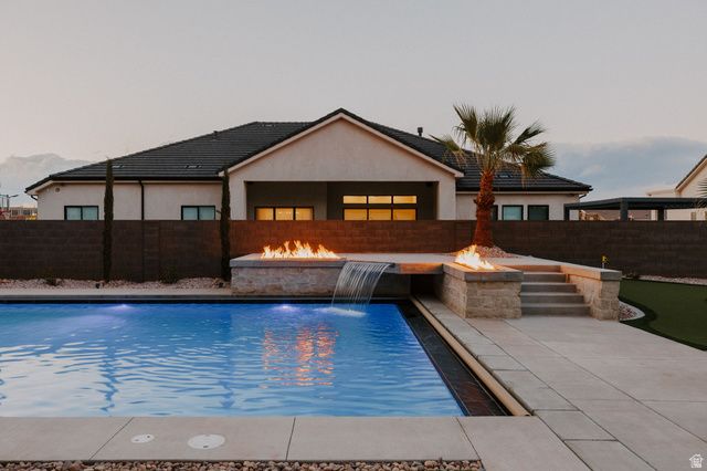 2281 S CRIMSON CLIFFS WAY, St. George, UT 84790