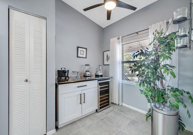 7915 Willow Spring Drive 1223, Lake Worth, FL 33467