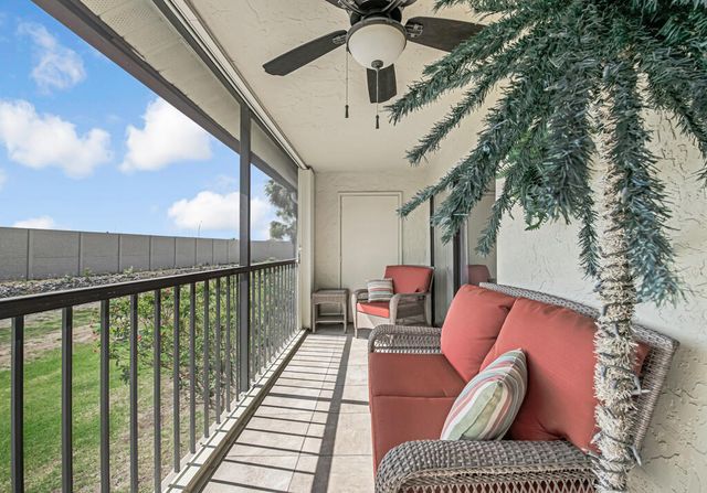 7915 Willow Spring Drive 1223, Lake Worth, FL 33467