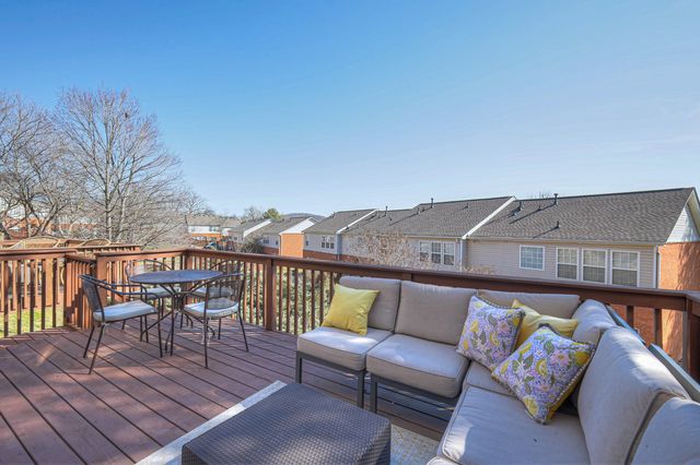 437 Old Towne Dr, Brentwood, TN 37027