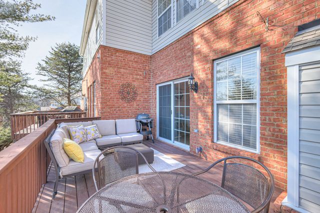 437 Old Towne Dr, Brentwood, TN 37027