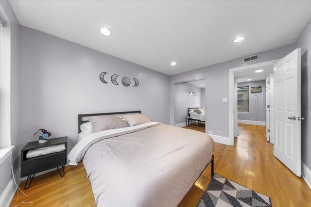 7423 N Sheridan Road 3W, Chicago, IL 60626