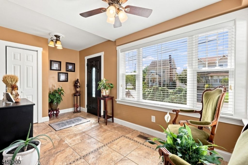 833 Livingston Rd, Elizabeth City, NJ 07208 — photo 3