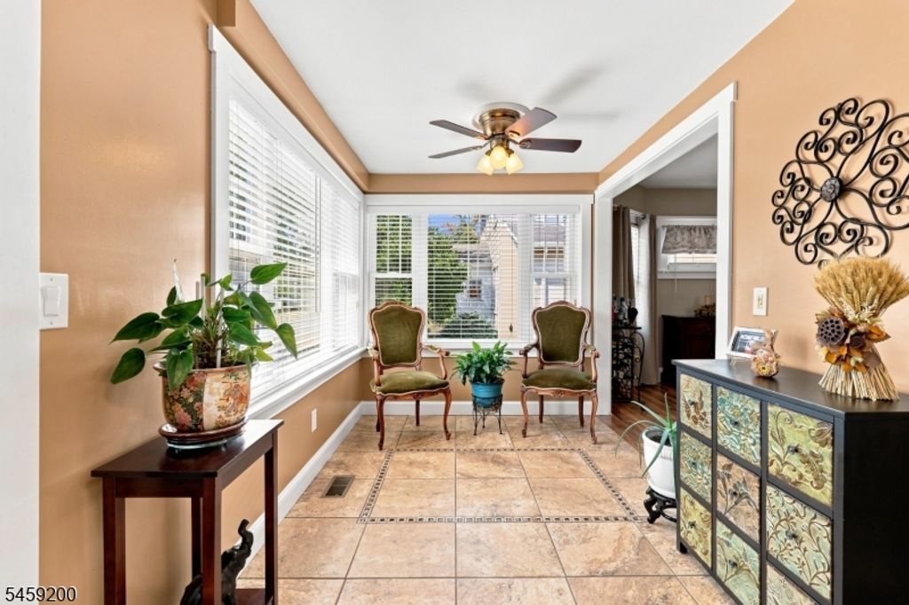 833 Livingston Rd, Elizabeth City, NJ 07208 — photo 4