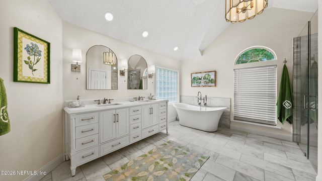 1372 WINDSOR HARBOR Drive, Jacksonville, FL 32225