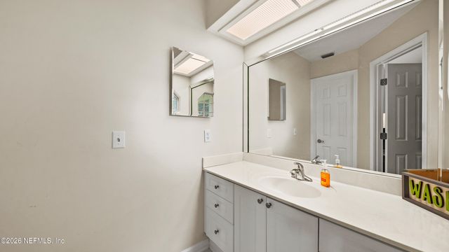 1372 WINDSOR HARBOR Drive, Jacksonville, FL 32225