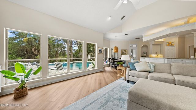 1372 WINDSOR HARBOR Drive, Jacksonville, FL 32225