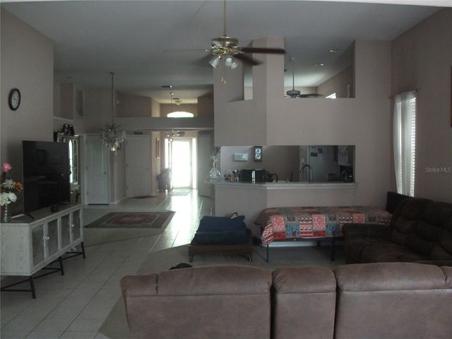 913 MICHELE CIRCLE, Dunedin, FL 34698