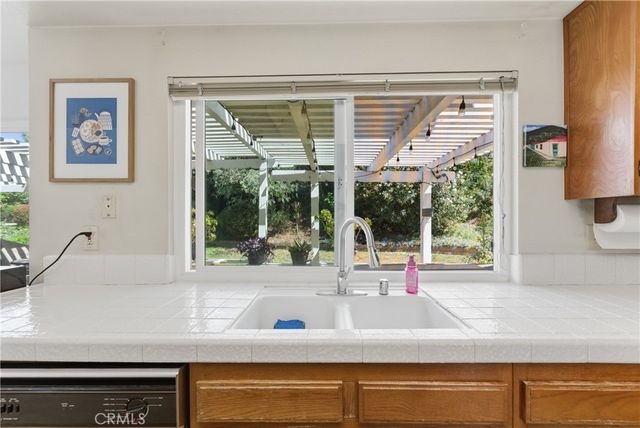 6 Blacksmith Circle, Pomona, CA 91766
