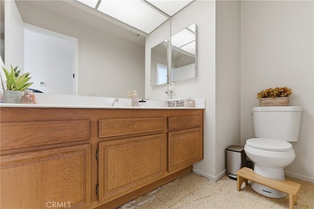6 Blacksmith Circle, Pomona, CA 91766