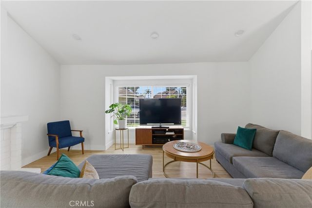 6 Blacksmith Circle, Pomona, CA 91766