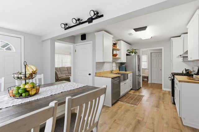 1214 N Sheridan Ave, Wichita, KS 67203