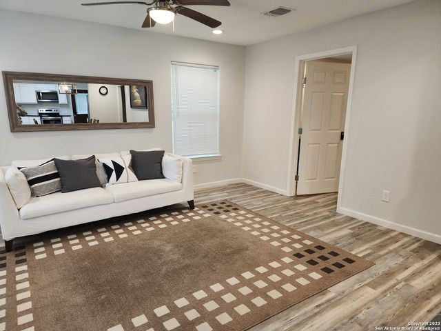 1138 SANTA ANNA, San Antonio, TX 78201