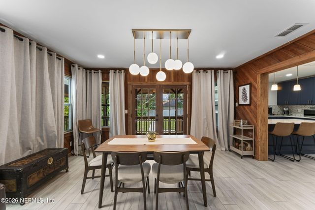 275 CHESWICK OAKS Avenue, Orange Park, FL 32073