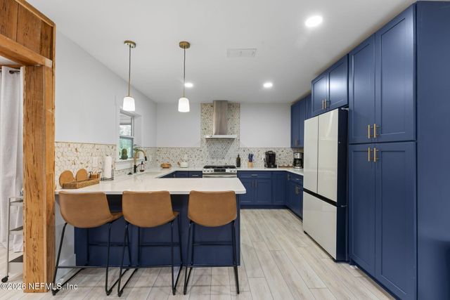 275 CHESWICK OAKS Avenue, Orange Park, FL 32073