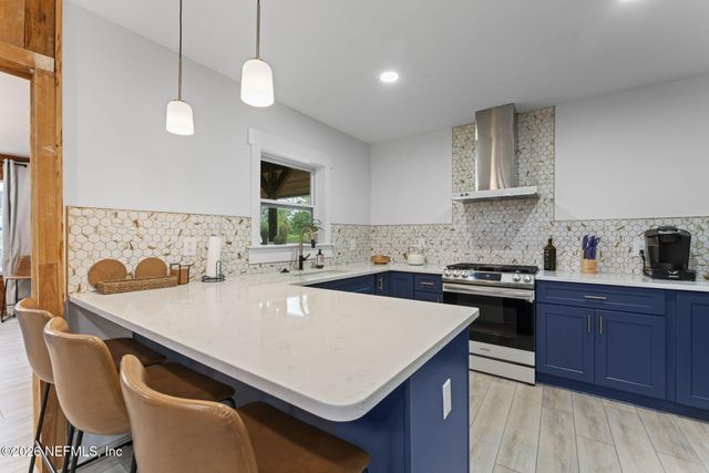 275 CHESWICK OAKS Avenue, Orange Park, FL 32073