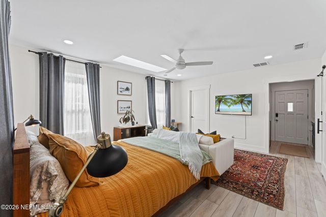 275 CHESWICK OAKS Avenue, Orange Park, FL 32073