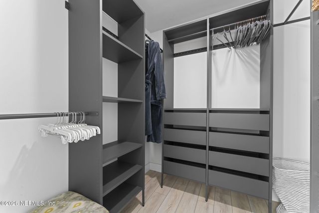 275 CHESWICK OAKS Avenue, Orange Park, FL 32073