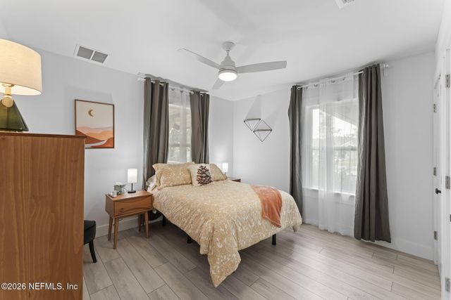 275 CHESWICK OAKS Avenue, Orange Park, FL 32073