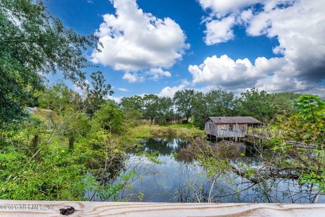 275 CHESWICK OAKS Avenue, Orange Park, FL 32073