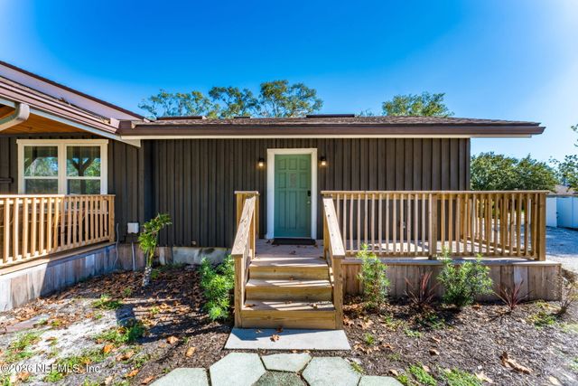 275 CHESWICK OAKS Avenue, Orange Park, FL 32073