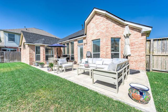 12102 Auburn Shores Court, Pearland, TX 77584