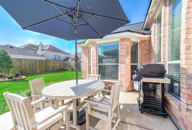 12102 Auburn Shores Court, Pearland, TX 77584