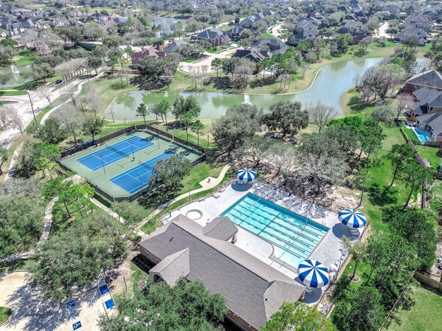 12102 Auburn Shores Court, Pearland, TX 77584