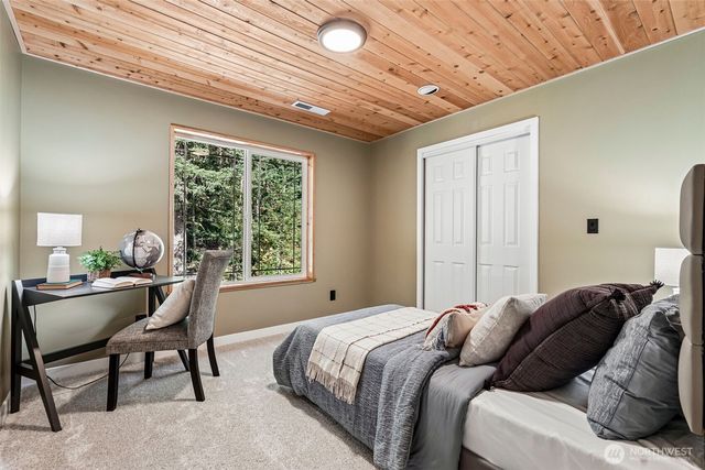15412 NE Winsor Drive, Brush Prairie, WA 98606
