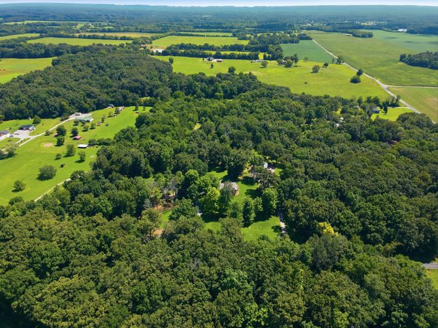 2837 Hopkins Bridge Rd, Lewisburg, TN 37091