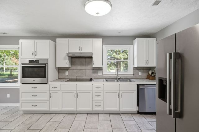 2837 Hopkins Bridge Rd, Lewisburg, TN 37091
