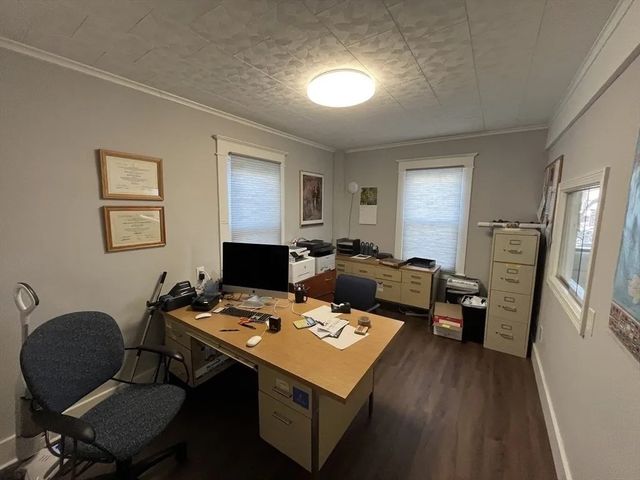 914-916 Belmont Ave, Springfield, MA 01108